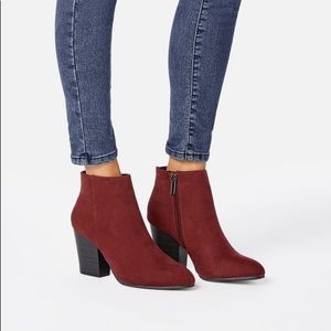 🎉HP🎉Burgundy JustFab Eliana Booties